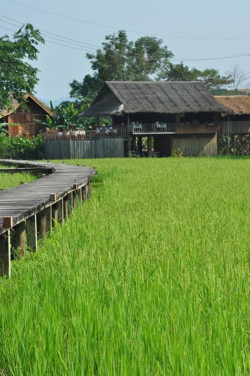 Viengtara Vangvieng Resort Vang Vieng Bagian luar foto